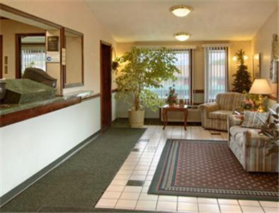 Mayfield Inn Кларион Интерьер фото